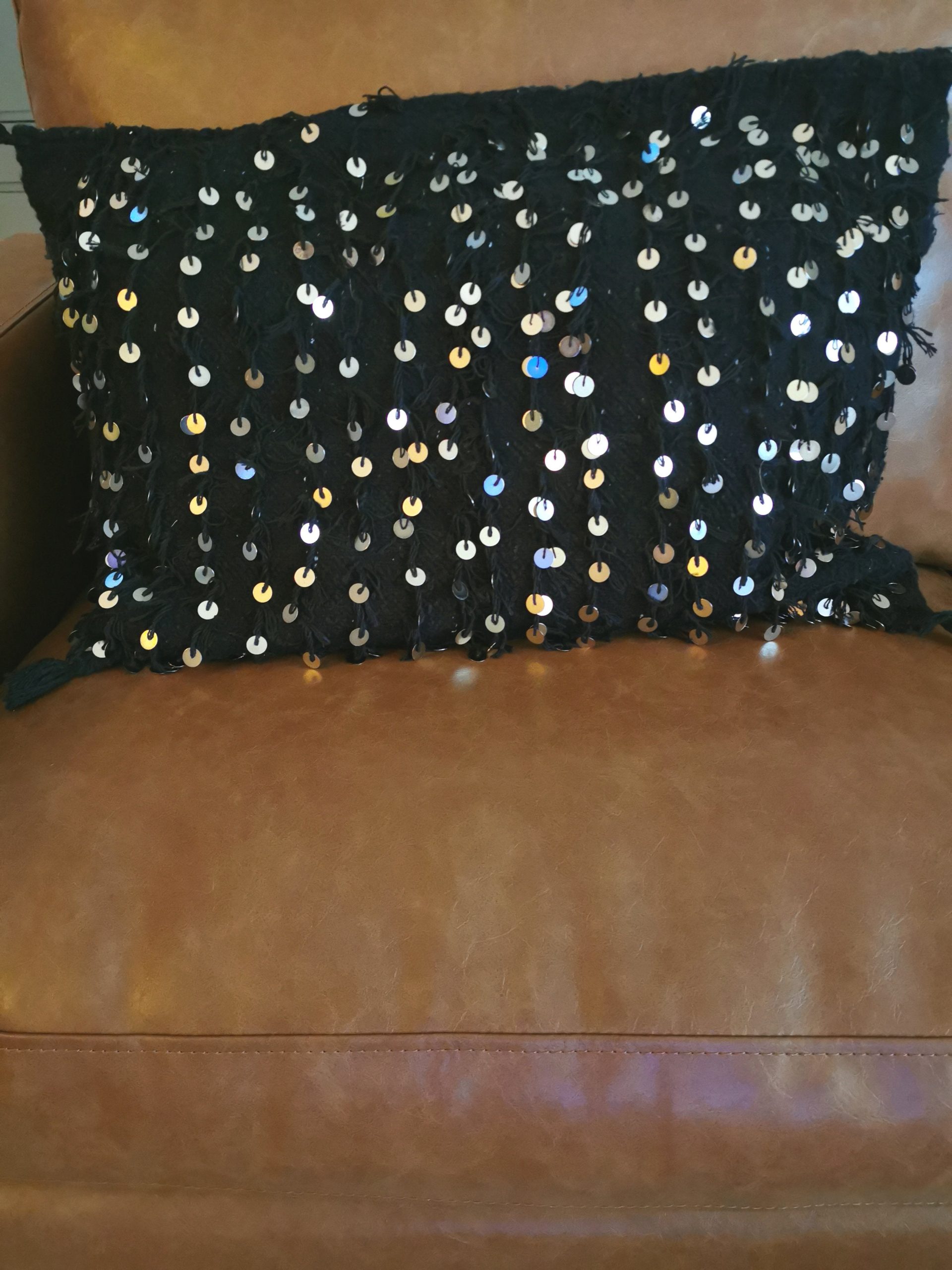 Housse de coussin Handira - sequins noirs