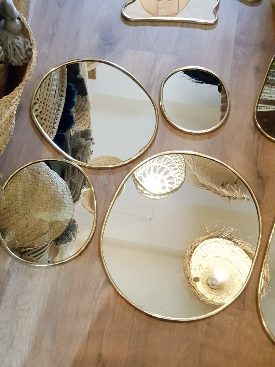 Miroir ovale artisanal marocain Ibeldi Souk – décoration murale naturelle