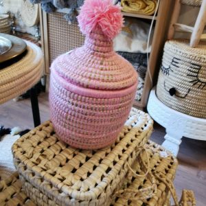 Corbeille berbère - fibres naturelles tressées (rose clair)