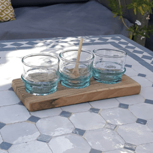 Planche à expresso en noyer – fabrication artisanale – Ibeldi Souk