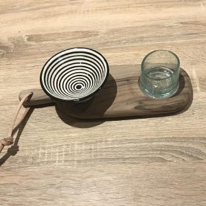 Planche à apéro en noyer Ibeldi Souk – fabrication artisanale – avec accessoires