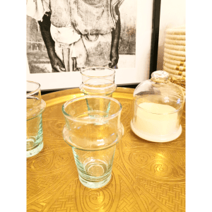 Petit verre beldi en verre recyclé soufflé à la main