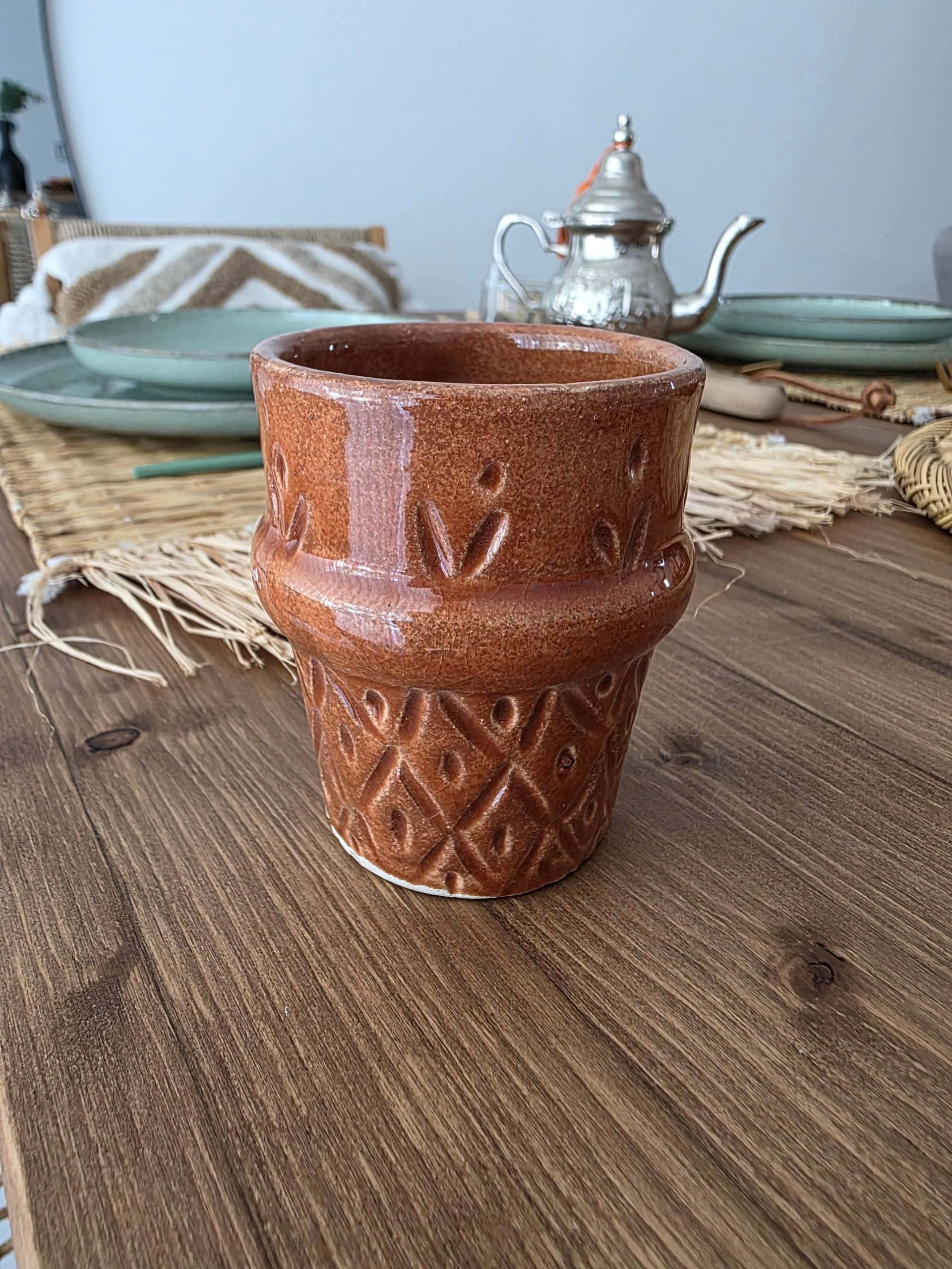 Lot de 4 petits verres - terre cuite artisanale & motifs berbères – Image 5