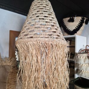 Suspension Alya M en fibre naturelle tressée Ibeldi Souk luminaire artisanal marocain