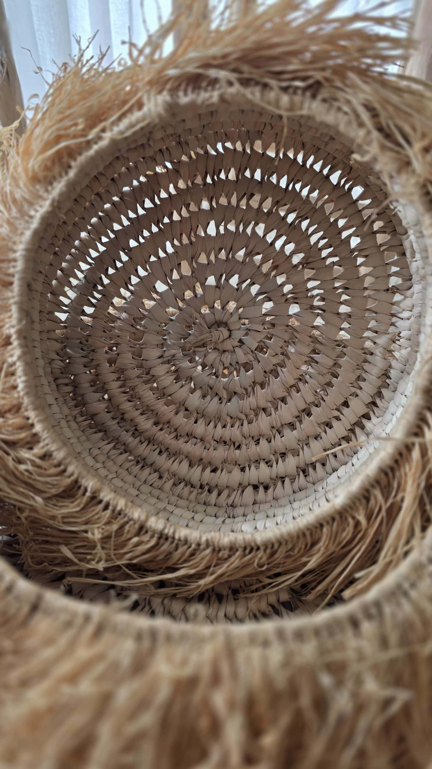 Panier décoratif - doum tressé & franges en raphia – 3 tailles – Image 4